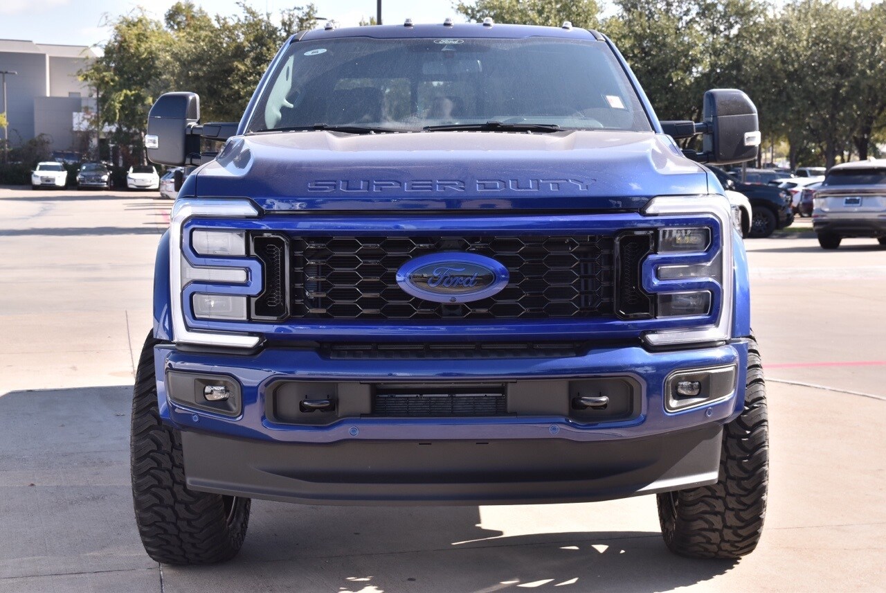 2026 Ford F-450 Platinum photo 2