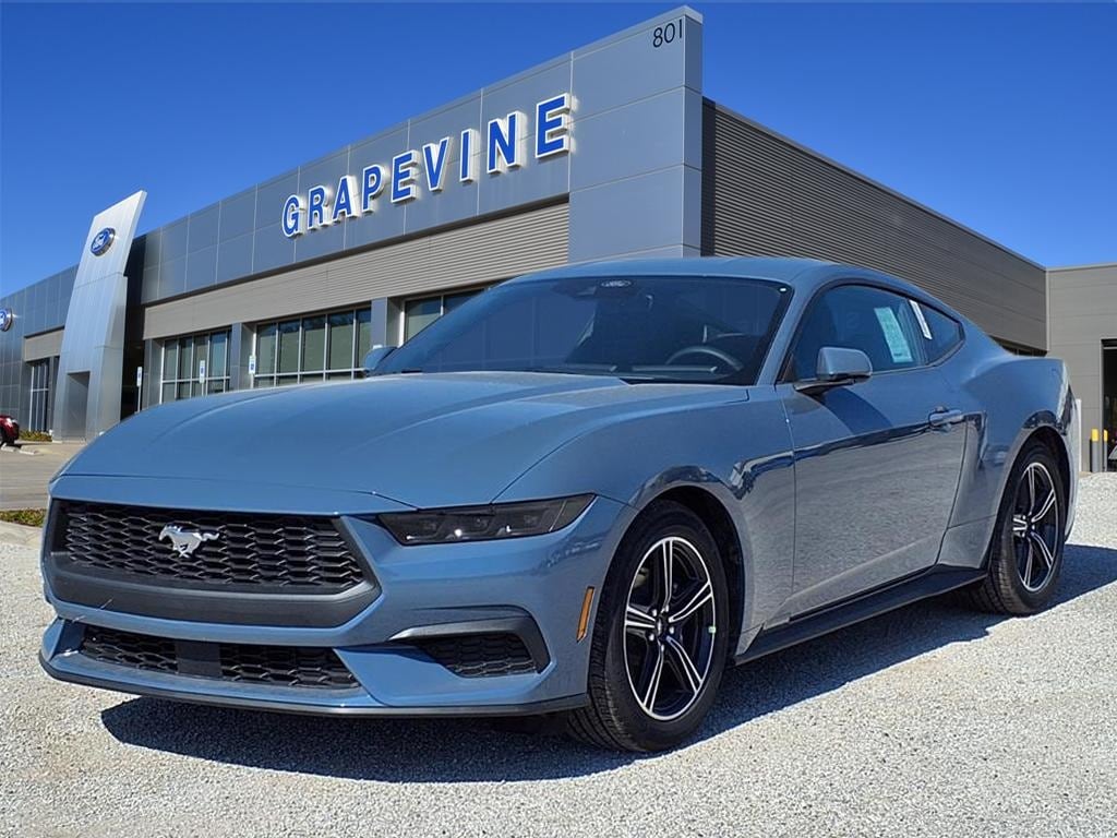 2025 Ford Mustang EcoBoost's photo