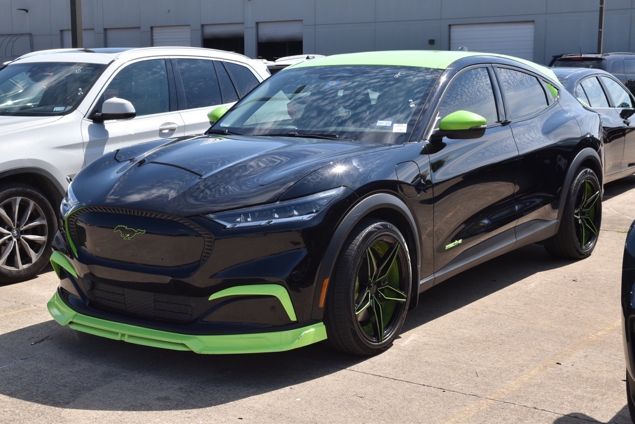 Used 2022 Ford Mustang Mach-E Select RWD with VIN 3FMTK1RM2NMA14324 for sale in Grapevine, TX