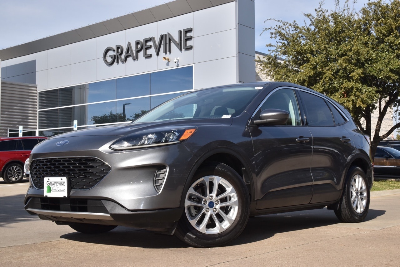 2021 Ford Escape SE's photo