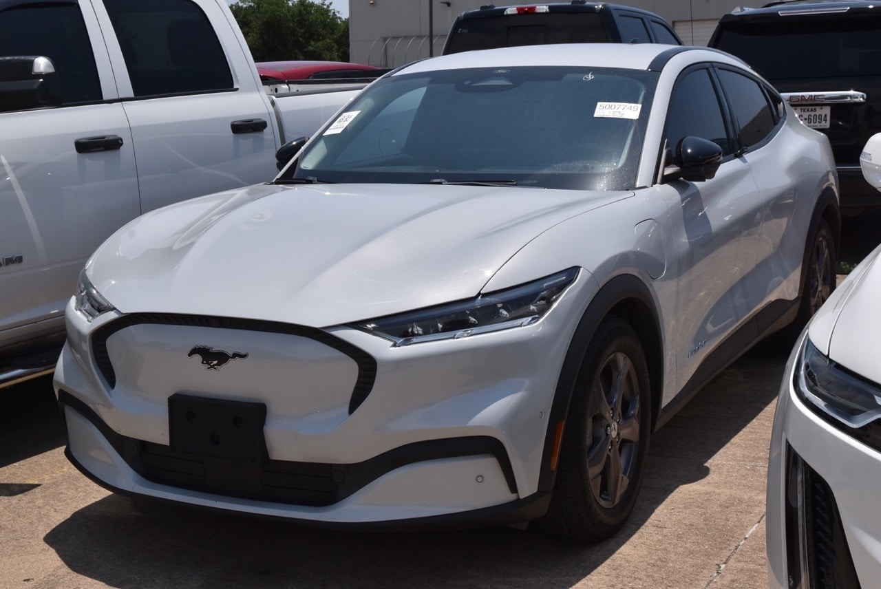 Used 2023 Ford Mustang Mach-E Select RWD with VIN 3FMTK1R4XPMA75147 for sale in Grapevine, TX