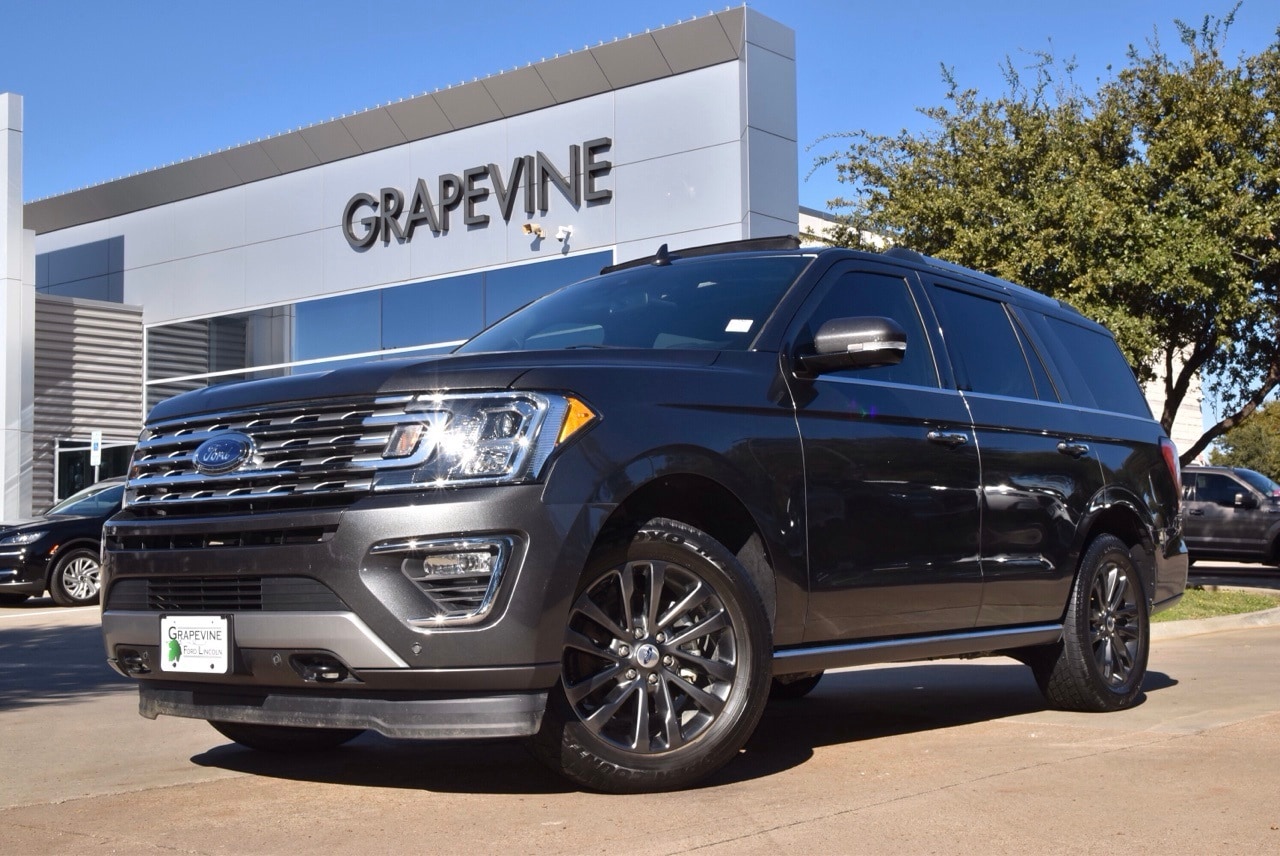 2021 Ford Expedition Limited's photo