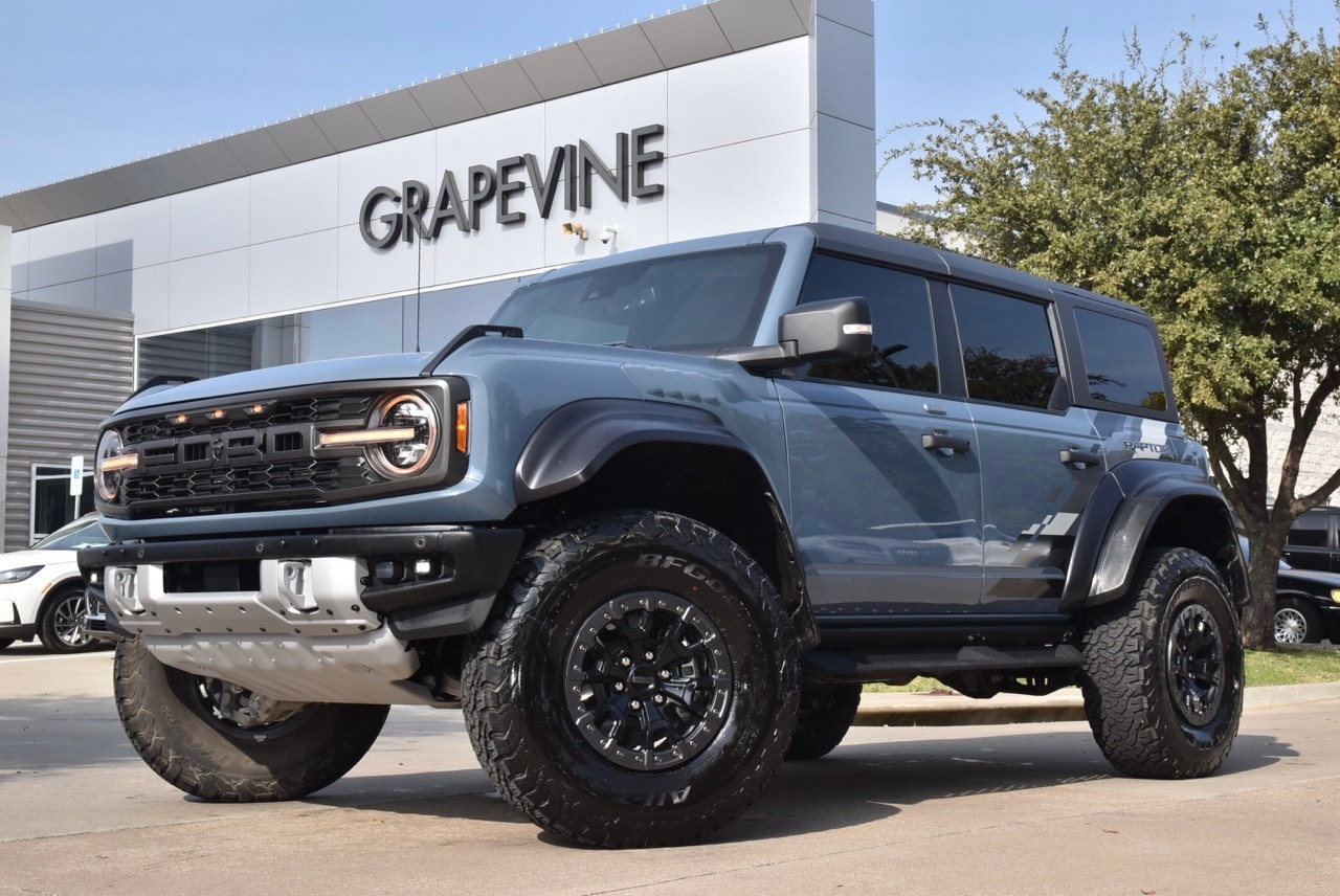 2023 Ford Bronco 4-Door Raptor's photo