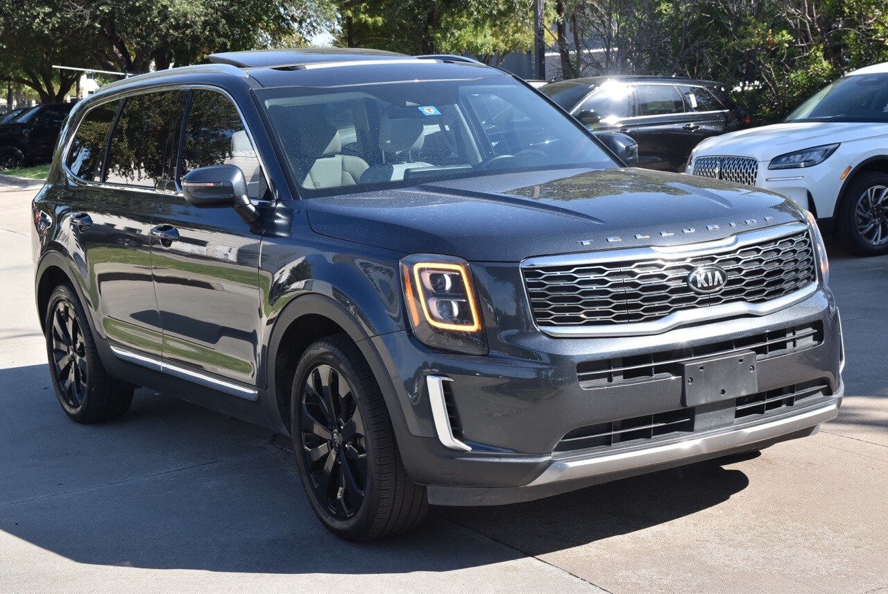2021 Kia Telluride EX photo 2