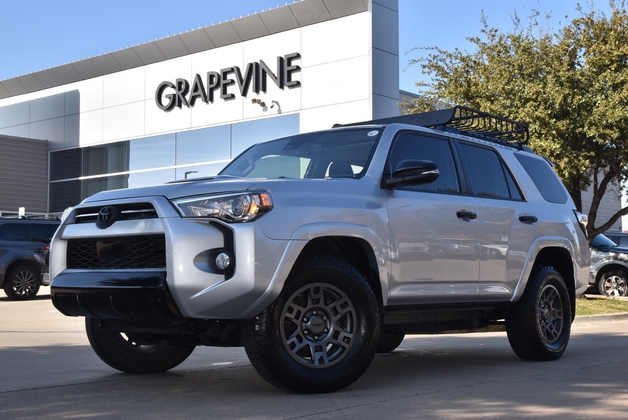 2020 Toyota 4Runner Venture's photo