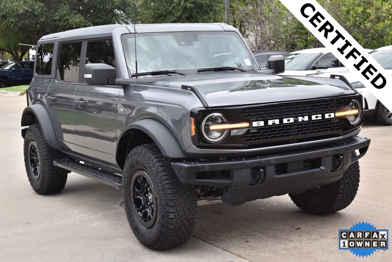 2024 Ford Bronco Wildtrak photo 2