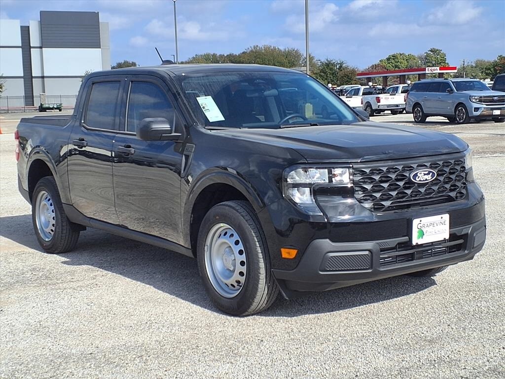 2025 Ford Maverick XL photo 2