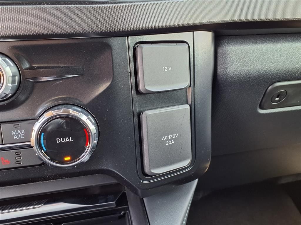 2026 Ford F-350 Super Duty Platinum - Photo 12