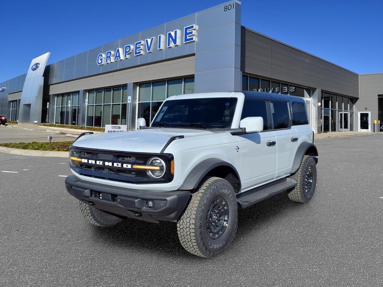 2026 Ford Bronco Outer Banks SUV