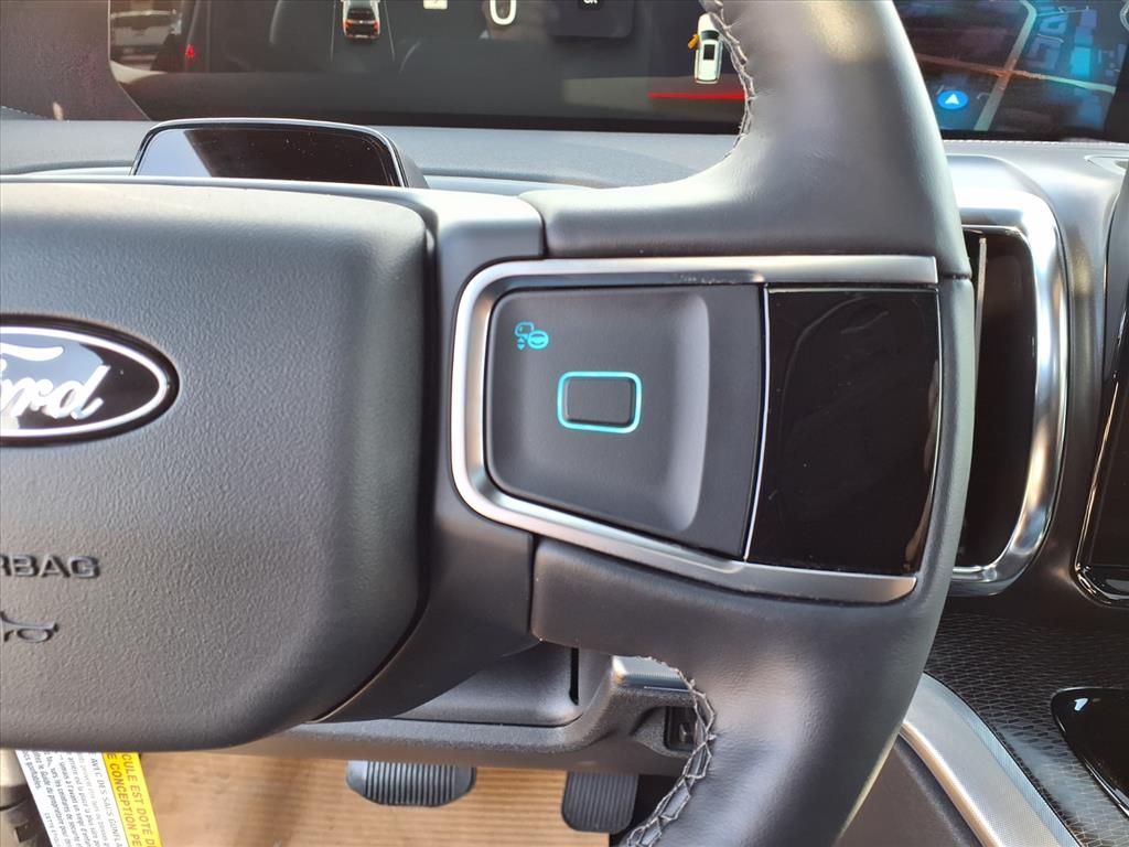 2026 Ford Expedition Platinum - Photo 16