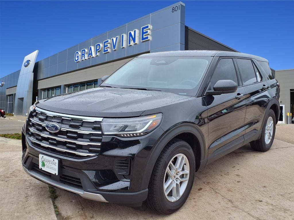 2026 Ford Explorer's photo
