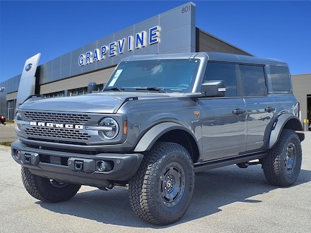 2025 Ford Bronco Badlands SUV