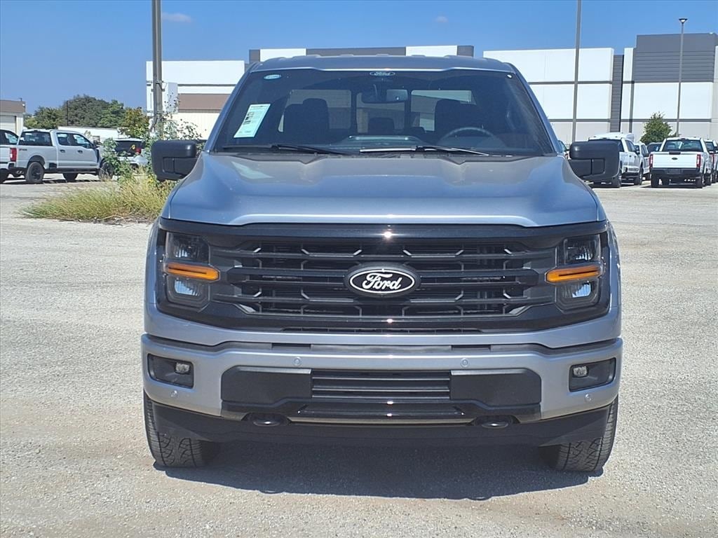 New 2025 Ford F-150 XLT Truck SuperCrew Cab