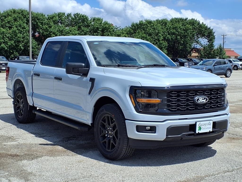 2025 Ford F-150 STX photo 2