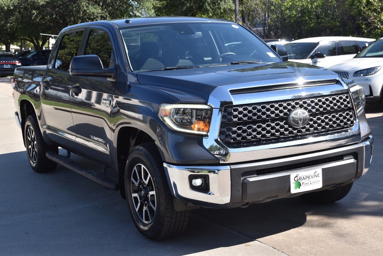 2018 Toyota Tundra SR5 photo 3