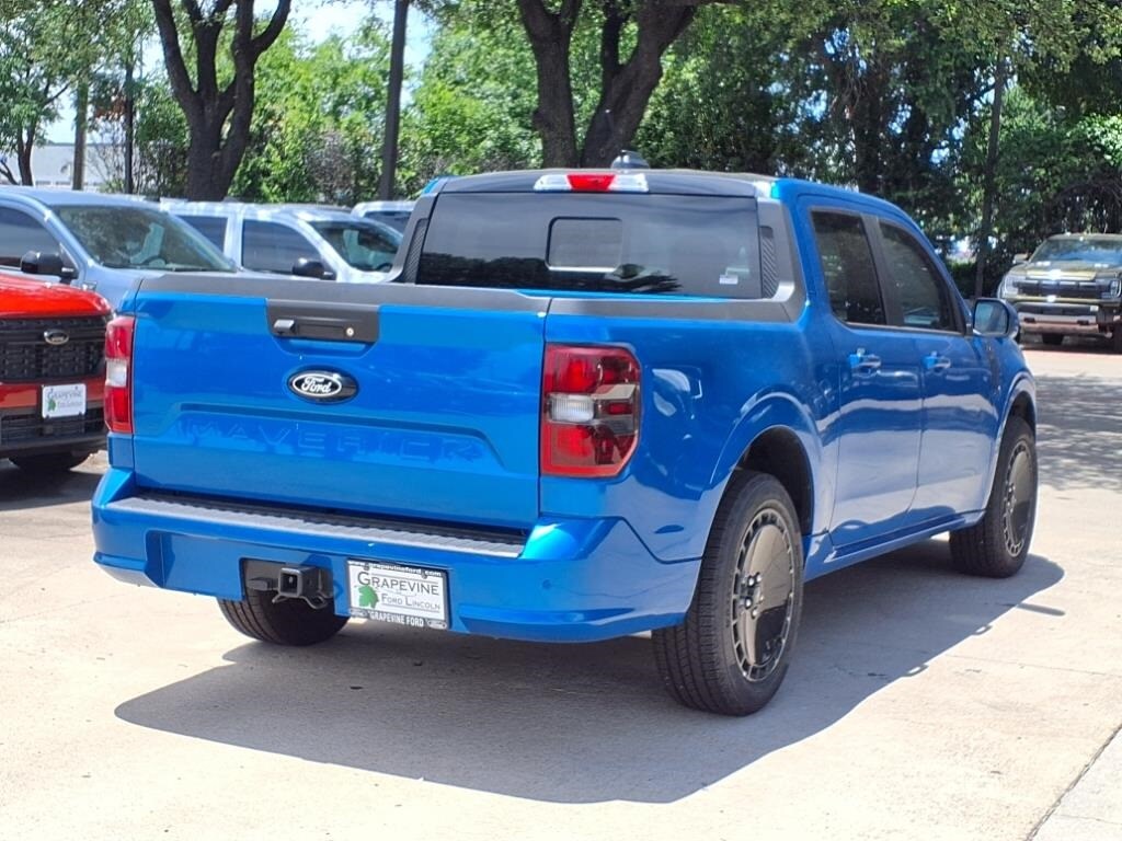 2025 Ford Maverick photo 4