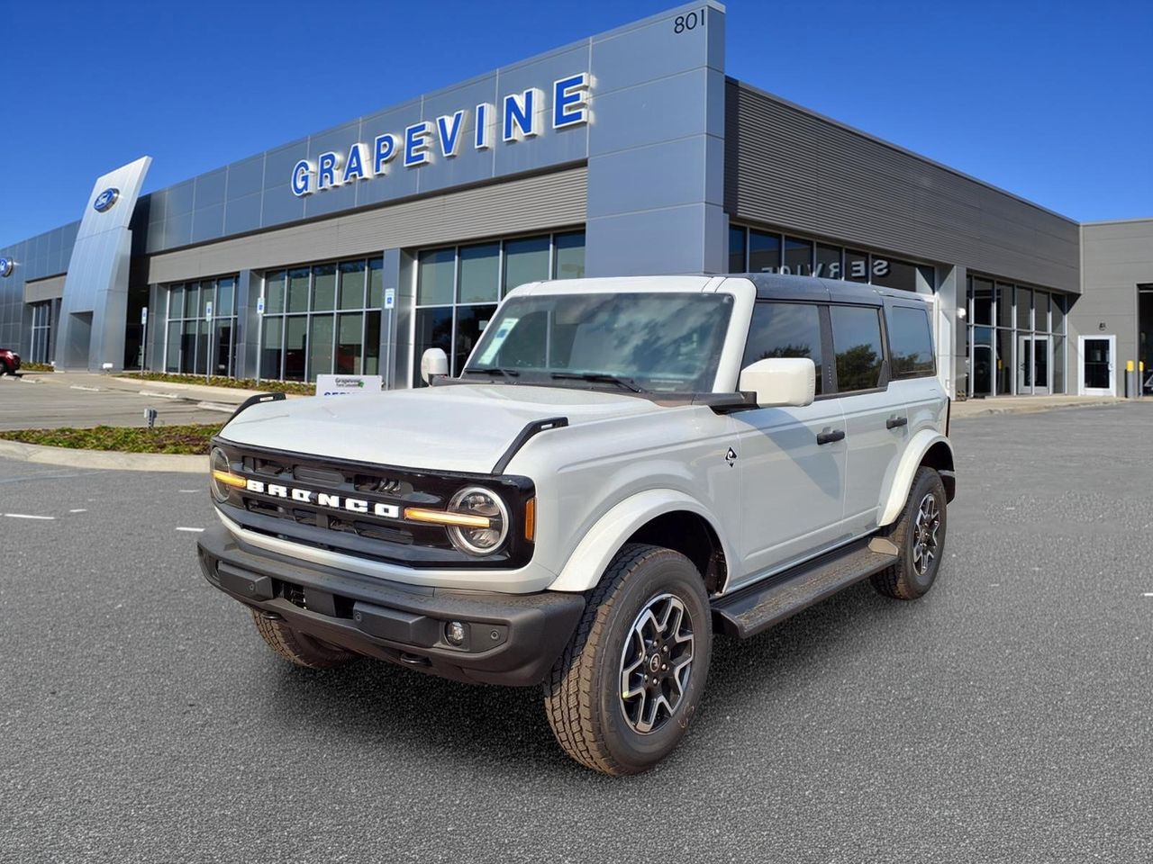New 2026 Ford Bronco Outer Banks