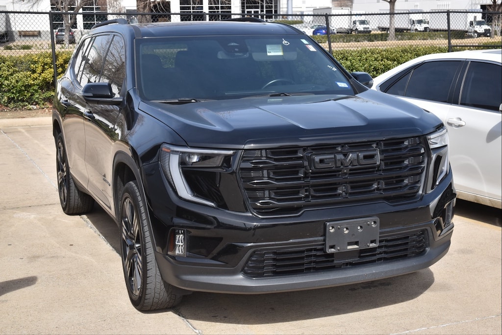 Used 2024 GMC Acadia Elevation SUV