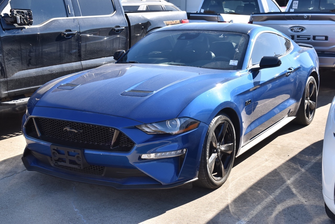2023 Ford Mustang GT Premium's photo