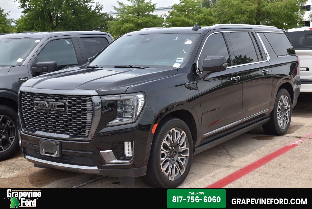 2023 GMC Yukon Denali Ultimate AWD's photo
