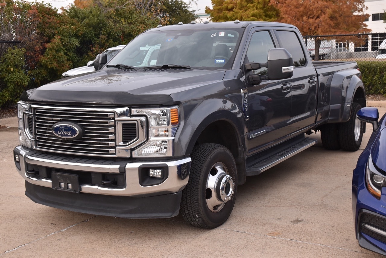 2021 Ford F-350 Super Duty Lariat's photo
