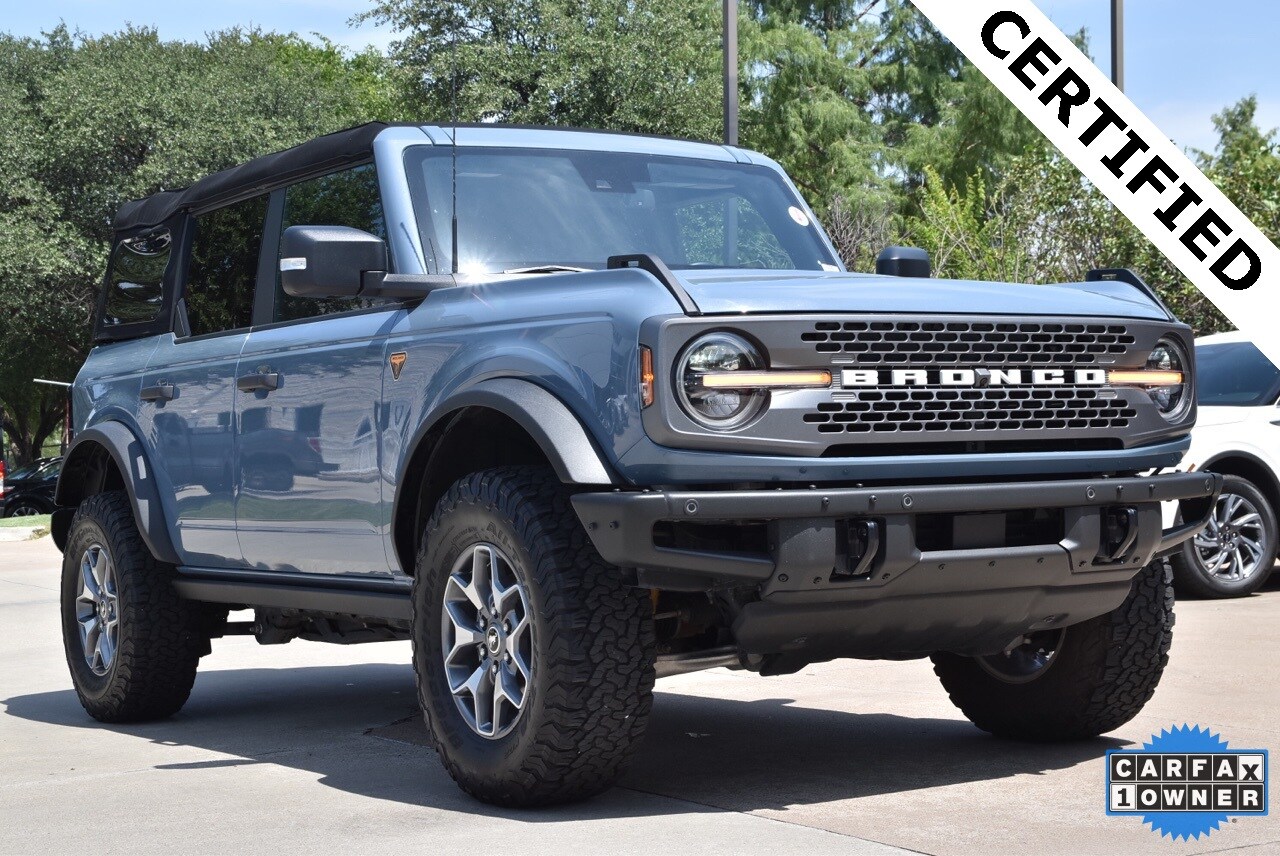 2023 Ford Bronco Badlands photo 3