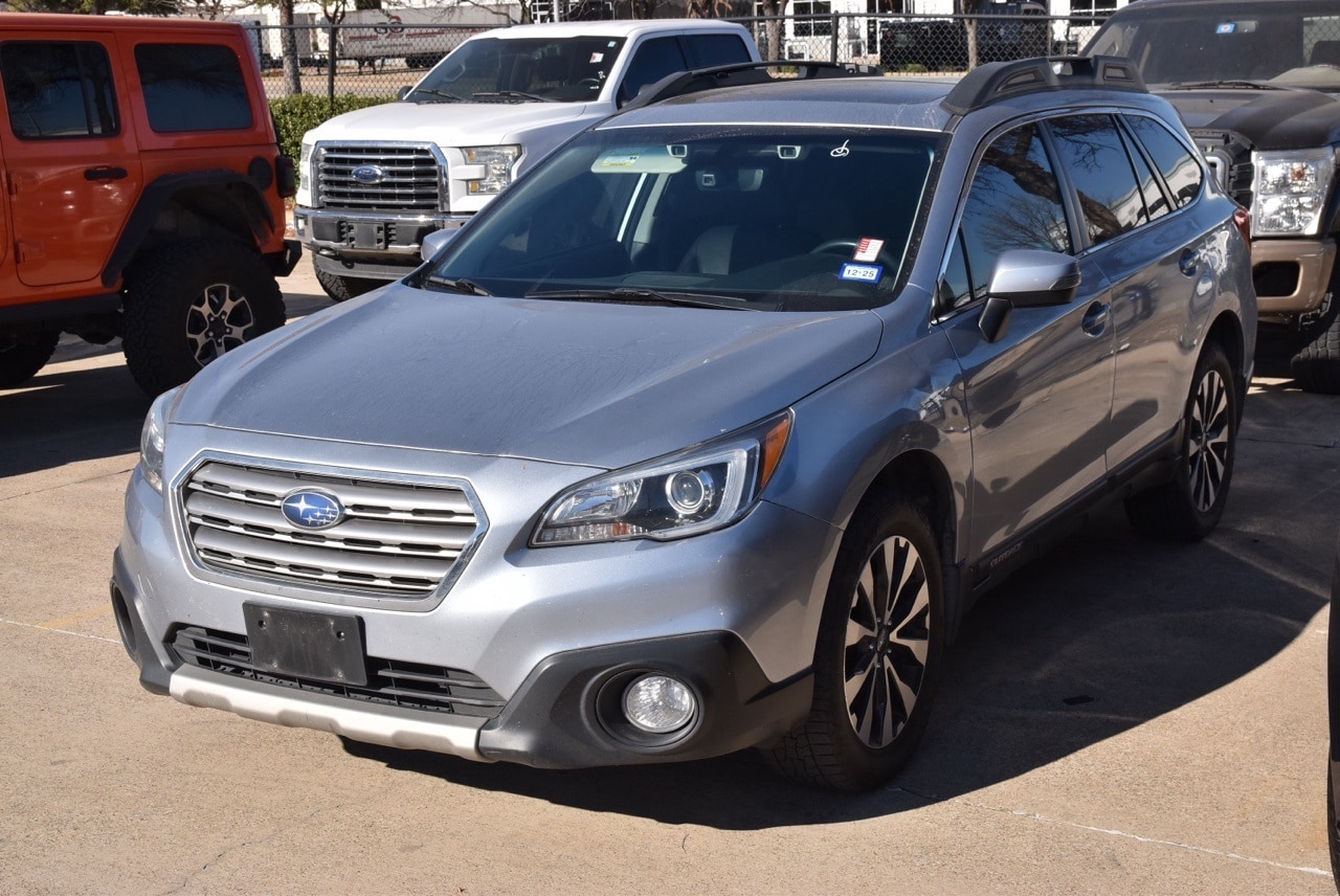 2017 Subaru Outback Limited's photo