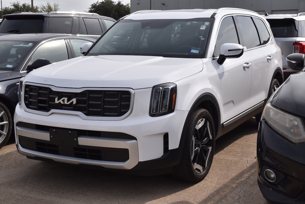 Used 2024 Kia Telluride S SUV