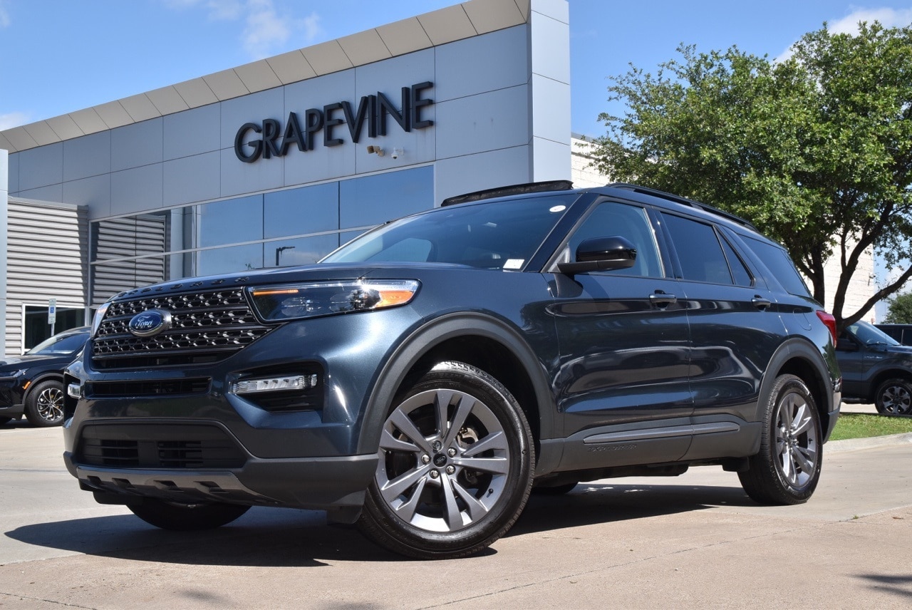 Used 2022 Ford Explorer XLT with VIN 1FMSK8DH8NGA89733 for sale in Grapevine, TX