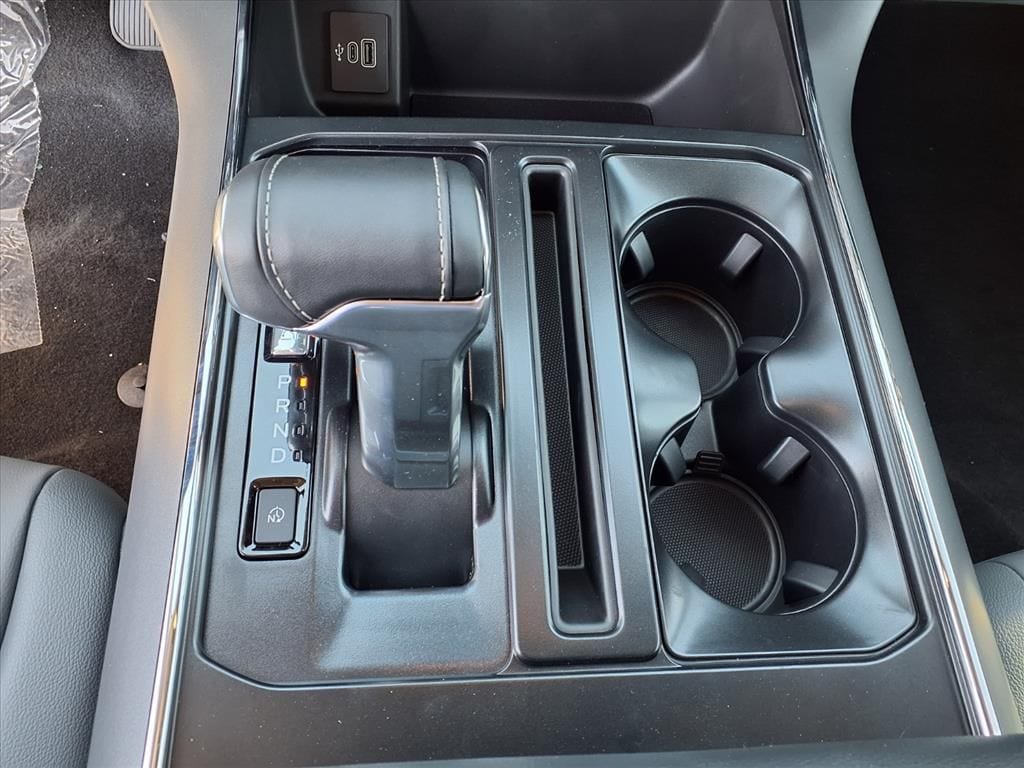 2025 Ford F-150 Lightning Flash - Photo 14