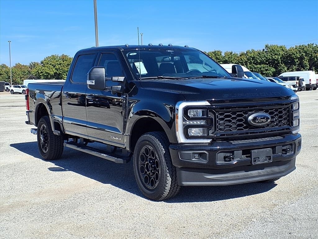 2026 Ford F-250 XLT photo 3