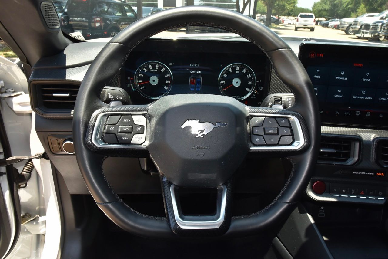 2024 Ford Mustang 21