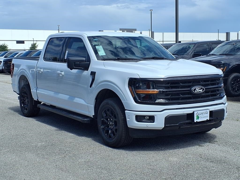 2025 Ford F-150 XLT photo 3