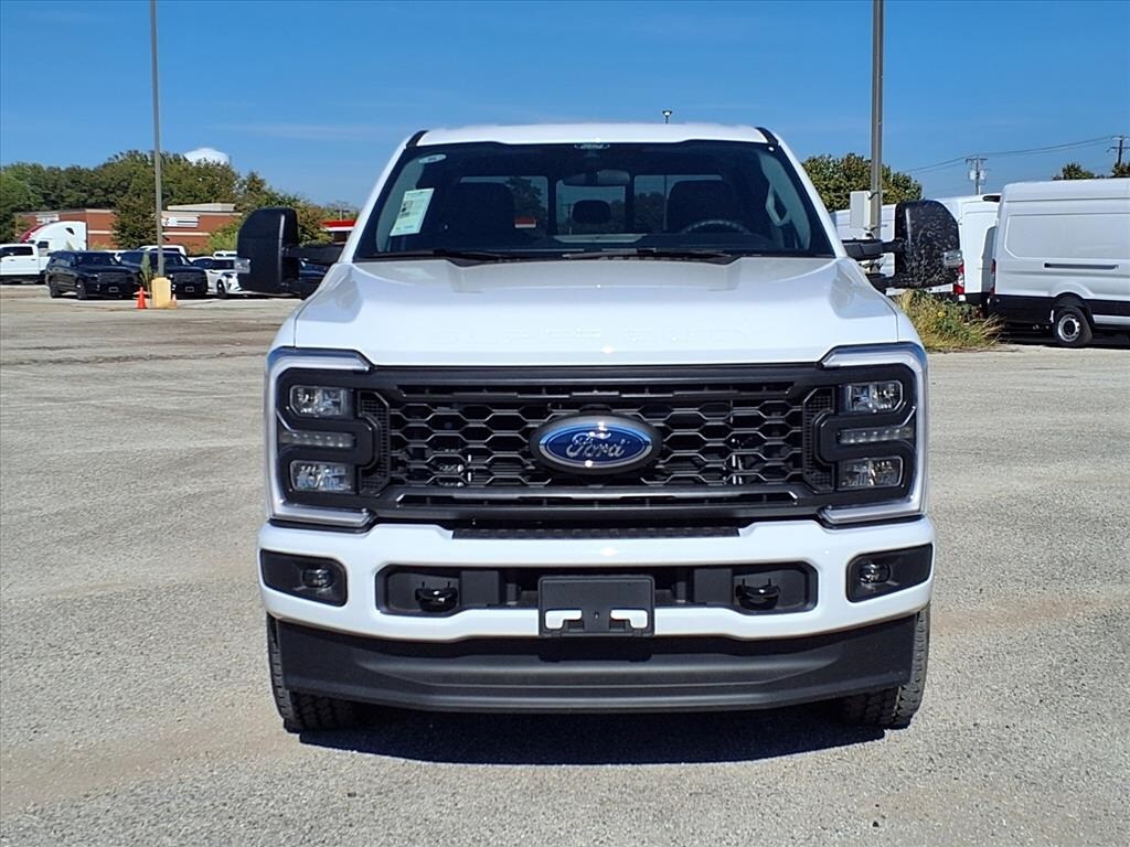New 2026 Ford F-250 XL Truck Crew Cab