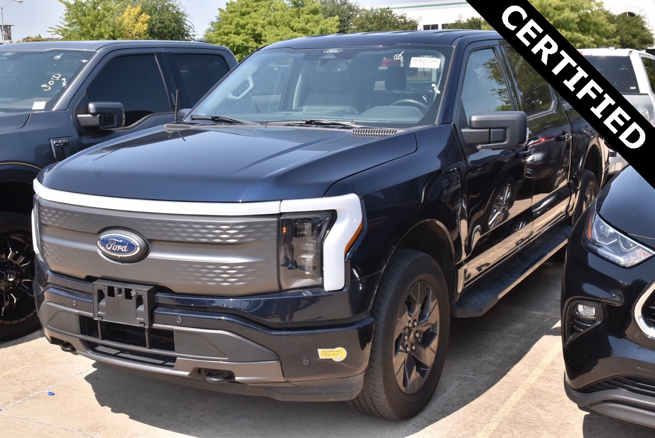Certified 2022 Ford F-150 Lightning XLT with VIN 1FTVW1EVXNWG04108 for sale in Grapevine, TX