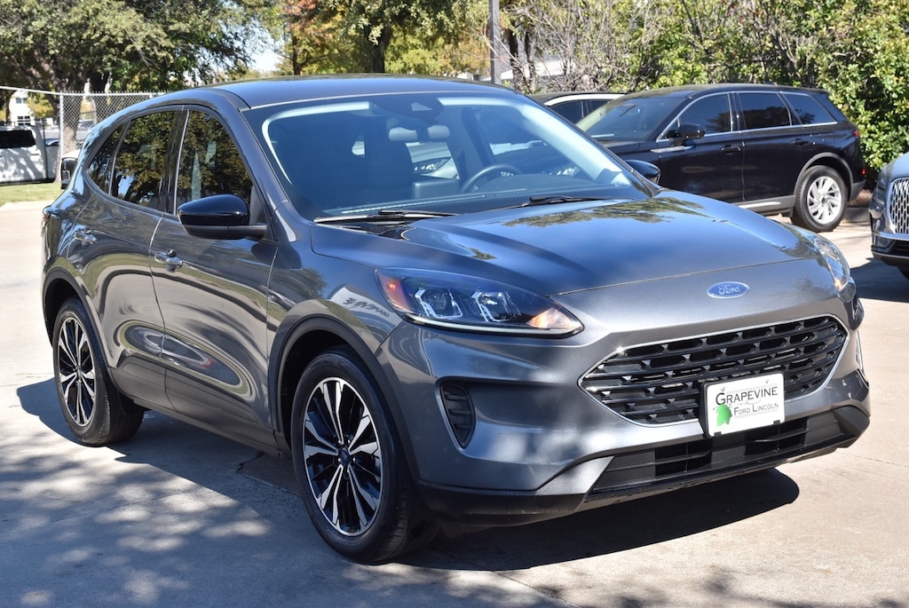 Used 2022 Ford Escape SE SUV