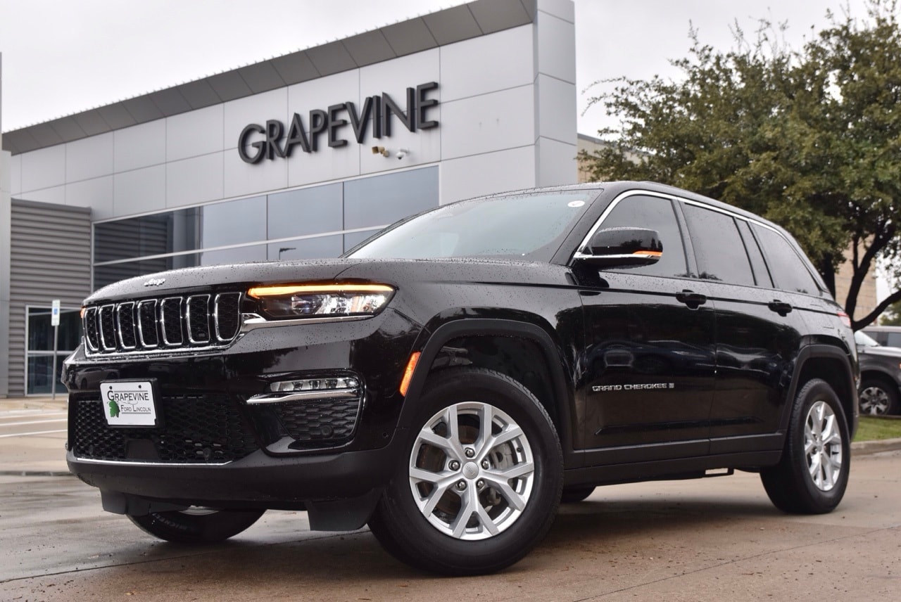 2023 Jeep Grand Cherokee Limited's photo