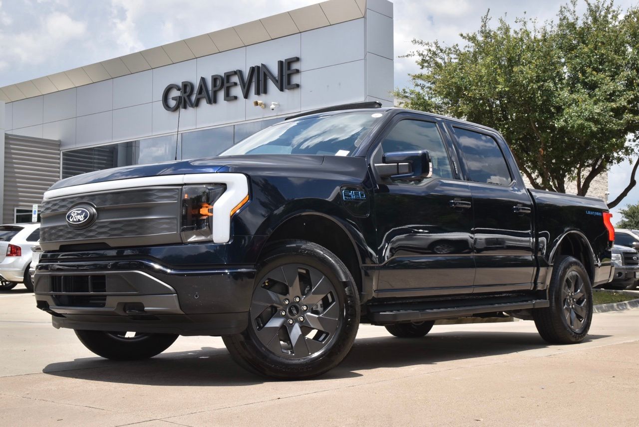 Certified 2025 Ford F-150 Lightning Lariat with VIN 1FT6W5L7XSWG05979 for sale in Grapevine, TX