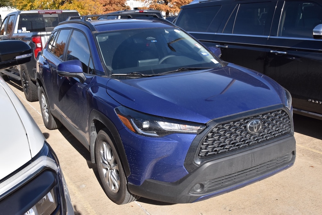 Used 2024 Toyota Corolla Cross LE SUV