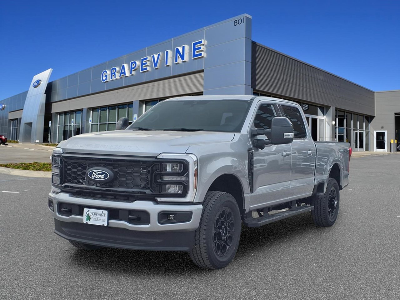 2027 Ford F-250 Lariat Truck Crew Cab
