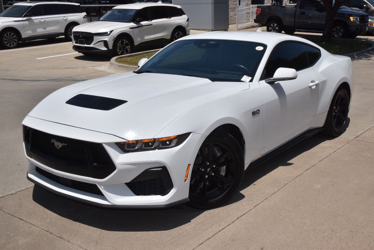 2024 Ford Mustang 36