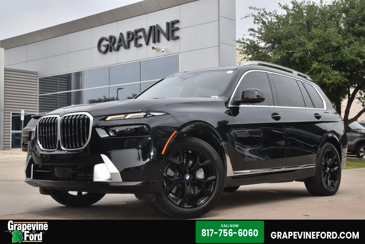 2025 BMW X7 xDrive40i's photo