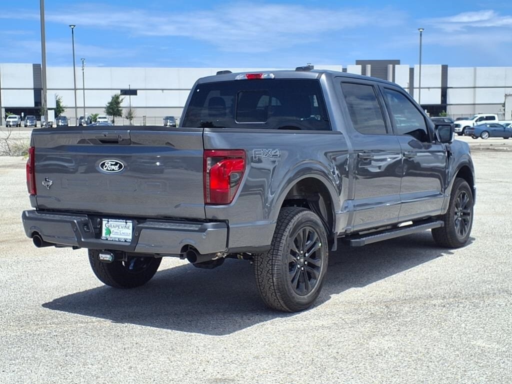 2025 Ford F-150 XLT photo 4