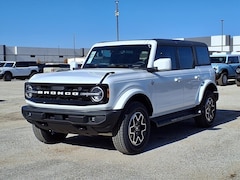 2025 Ford Bronco Outer Banks SUV