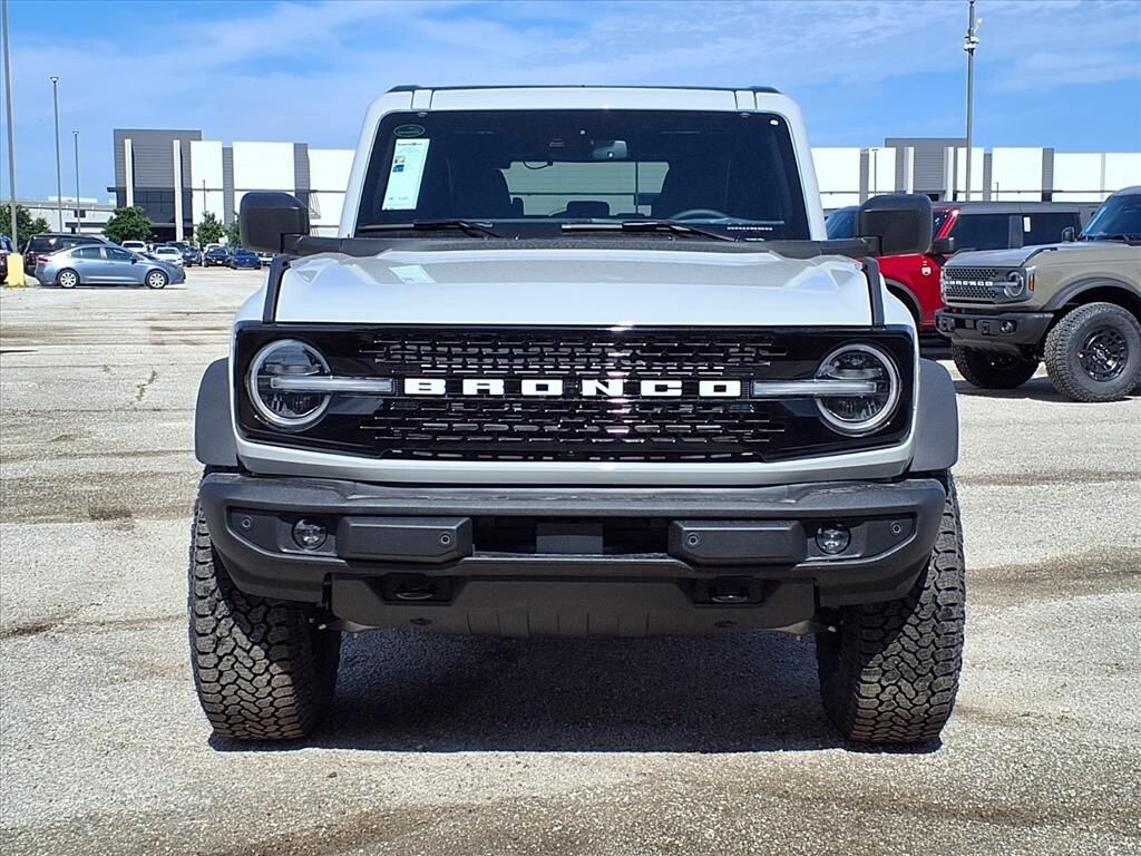 New 2026 Ford Bronco Outer Banks SUV