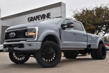 2026 Ford F-450 Platinum Truck Crew Cab