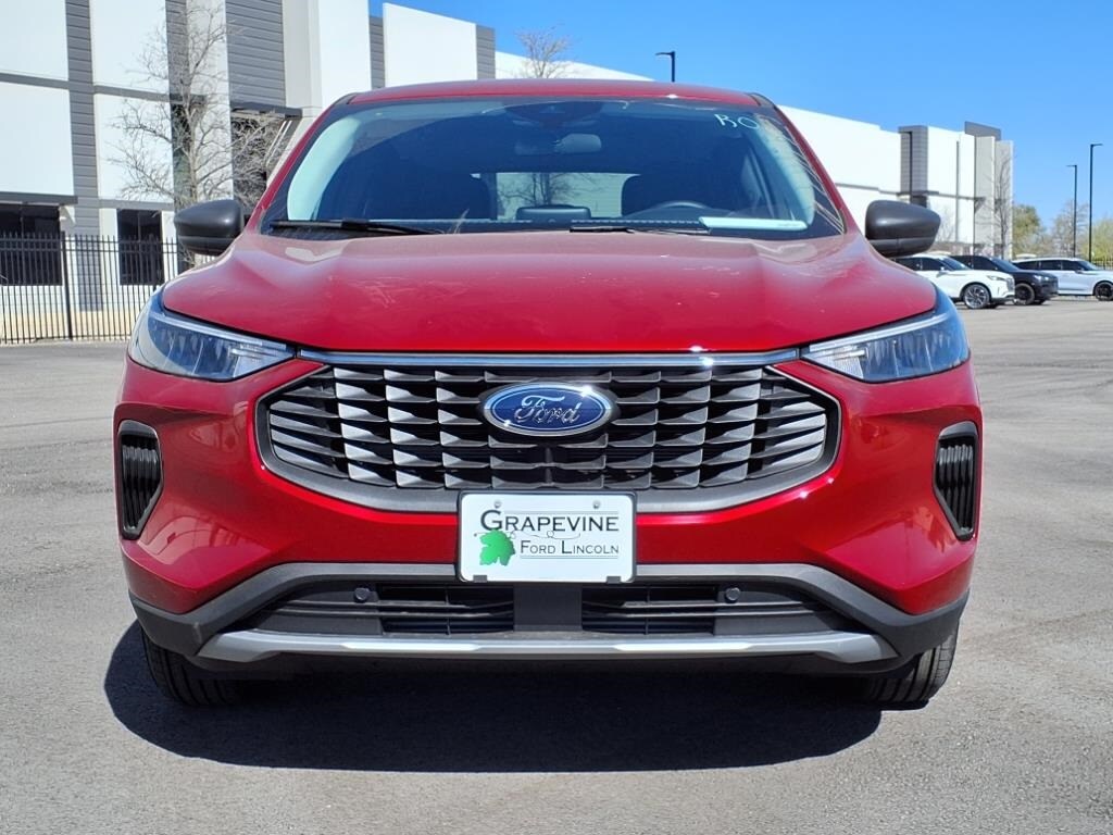 2025 Ford Escape Active photo 2
