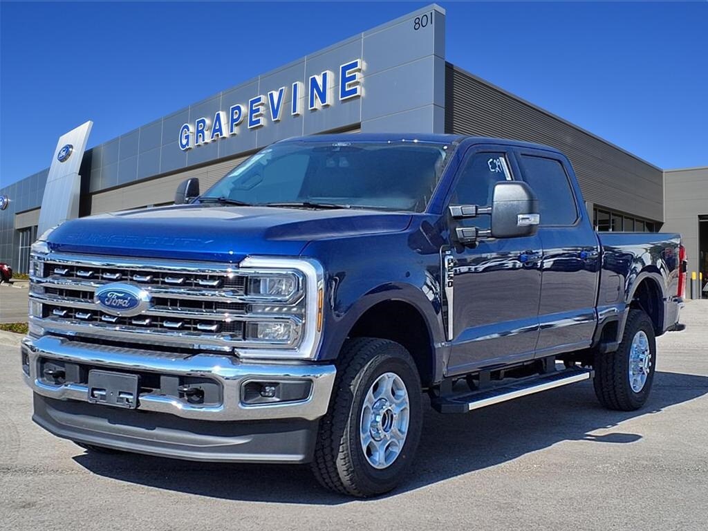 New 2026 Ford F-250 XLT Truck Crew Cab