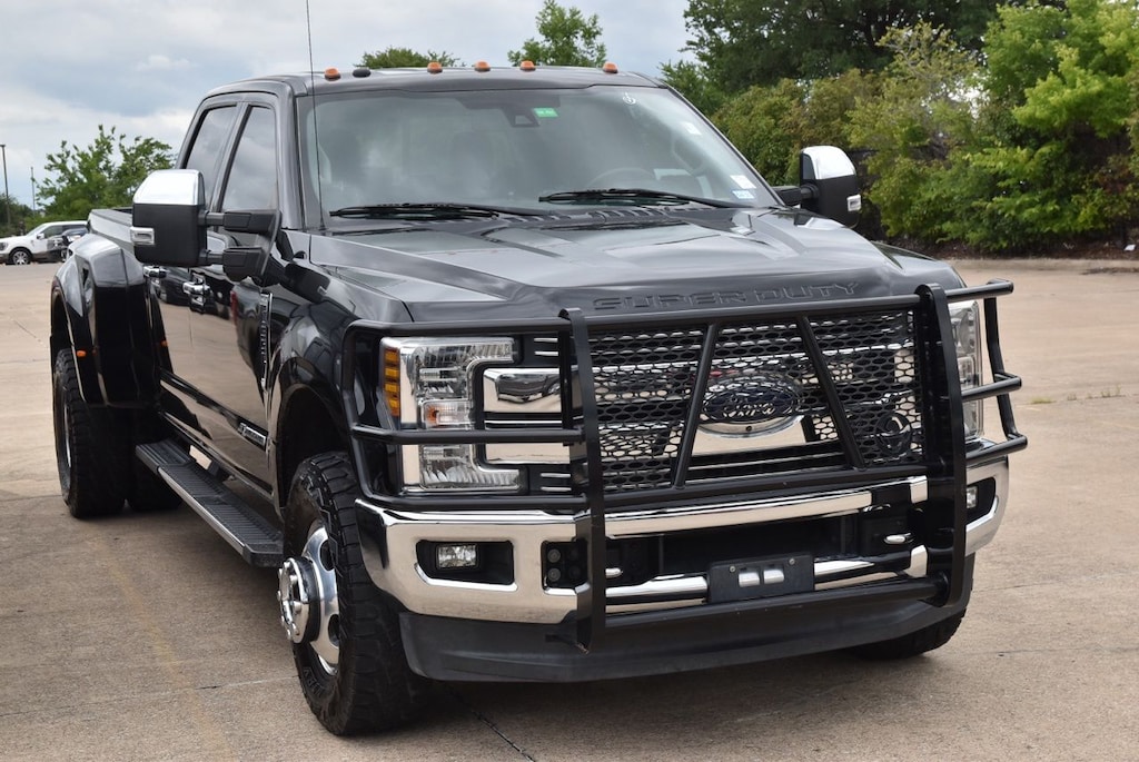 Used 2018 Ford F-350 Lariat Truck Crew Cab