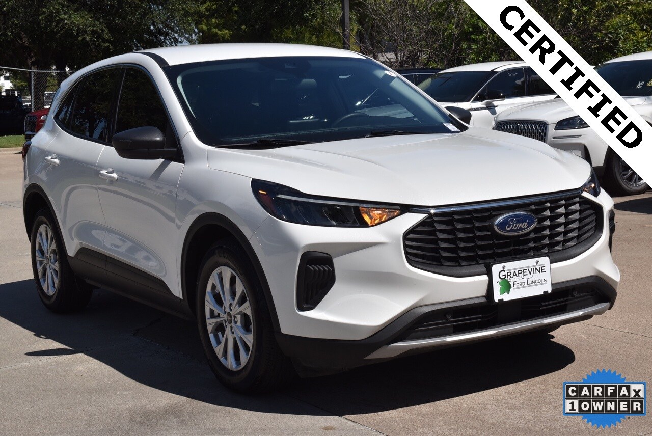 2023 Ford Escape Active photo 2
